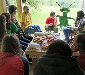 7 - Sunt printre noi